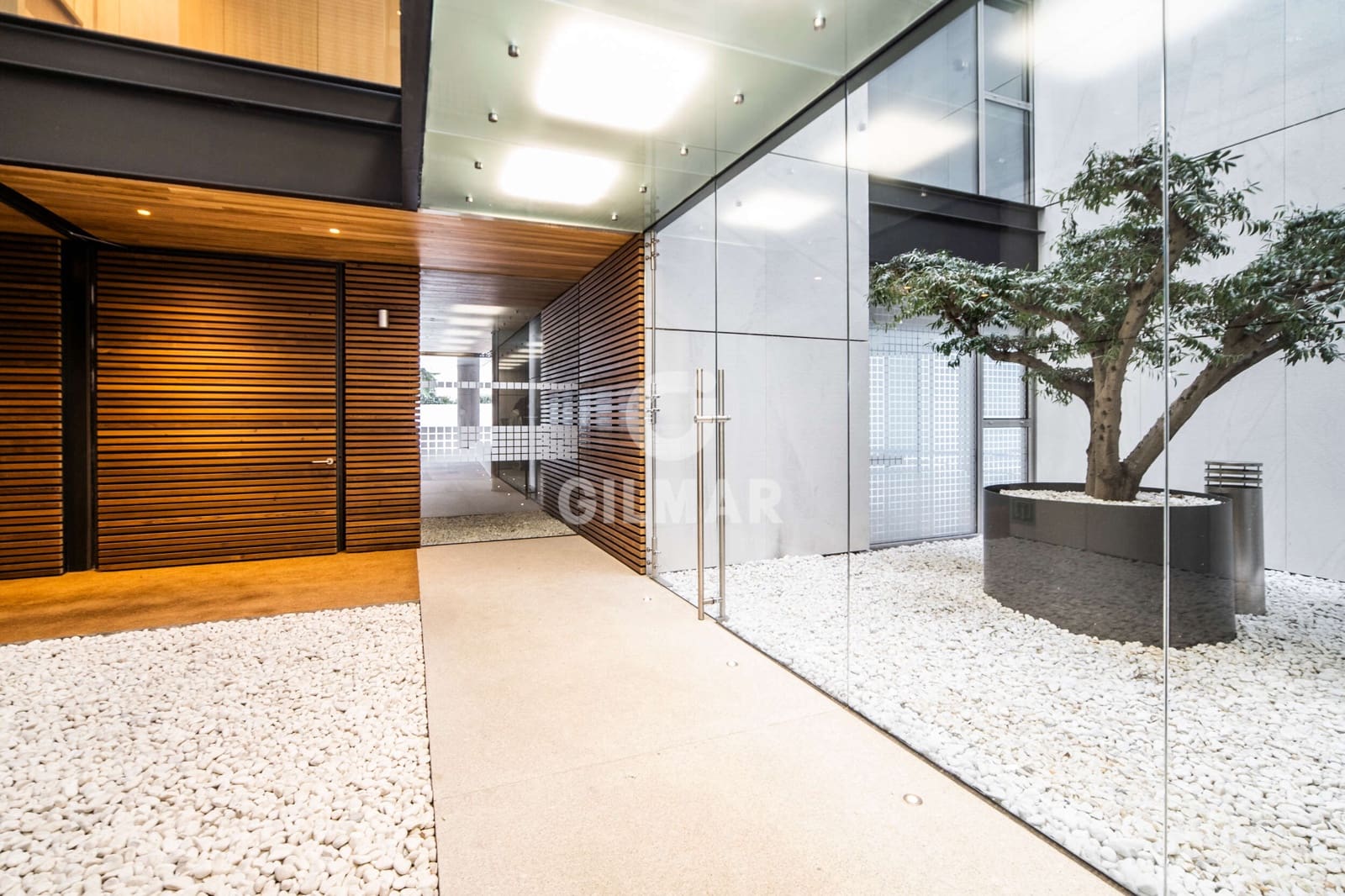 4 sypialnia Mieszkanie na sprzedaż w Miasto Madryt z basenem garażem - 2 180 000 € (Ref: 9223656)