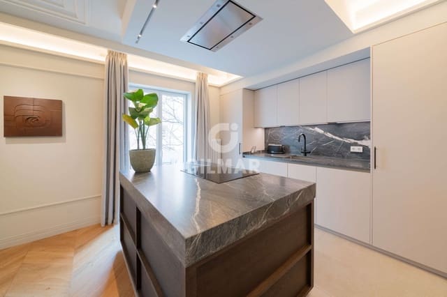 3 sovrum Lägenhet till salu i Centro, Madrid stad - 1 900 000 € (Ref: 9223660)