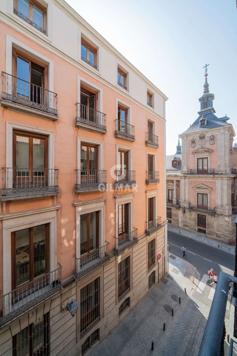 Piso de 3 habitaciones en Madrid ciudad en venta - 1.790.000 € (Ref: 9223662)
