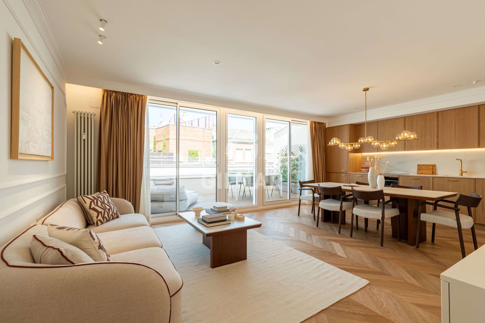 2 soveværelse Penthouse til salg i Madrid by med garage - € 2.370.000 (Ref: 9224229)