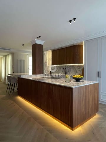 4 soveværelse Lejlighed til salg i Castellana, Madrid by - € 3.900.000 (Ref: 9224231)