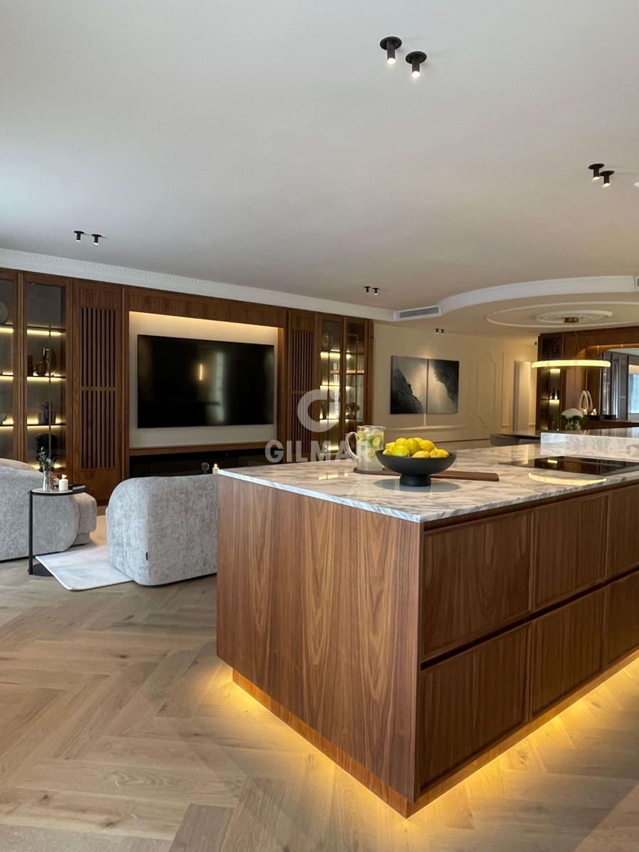 4 soveværelse Lejlighed til salg i Madrid by - € 3.900.000 (Ref: 9224231)