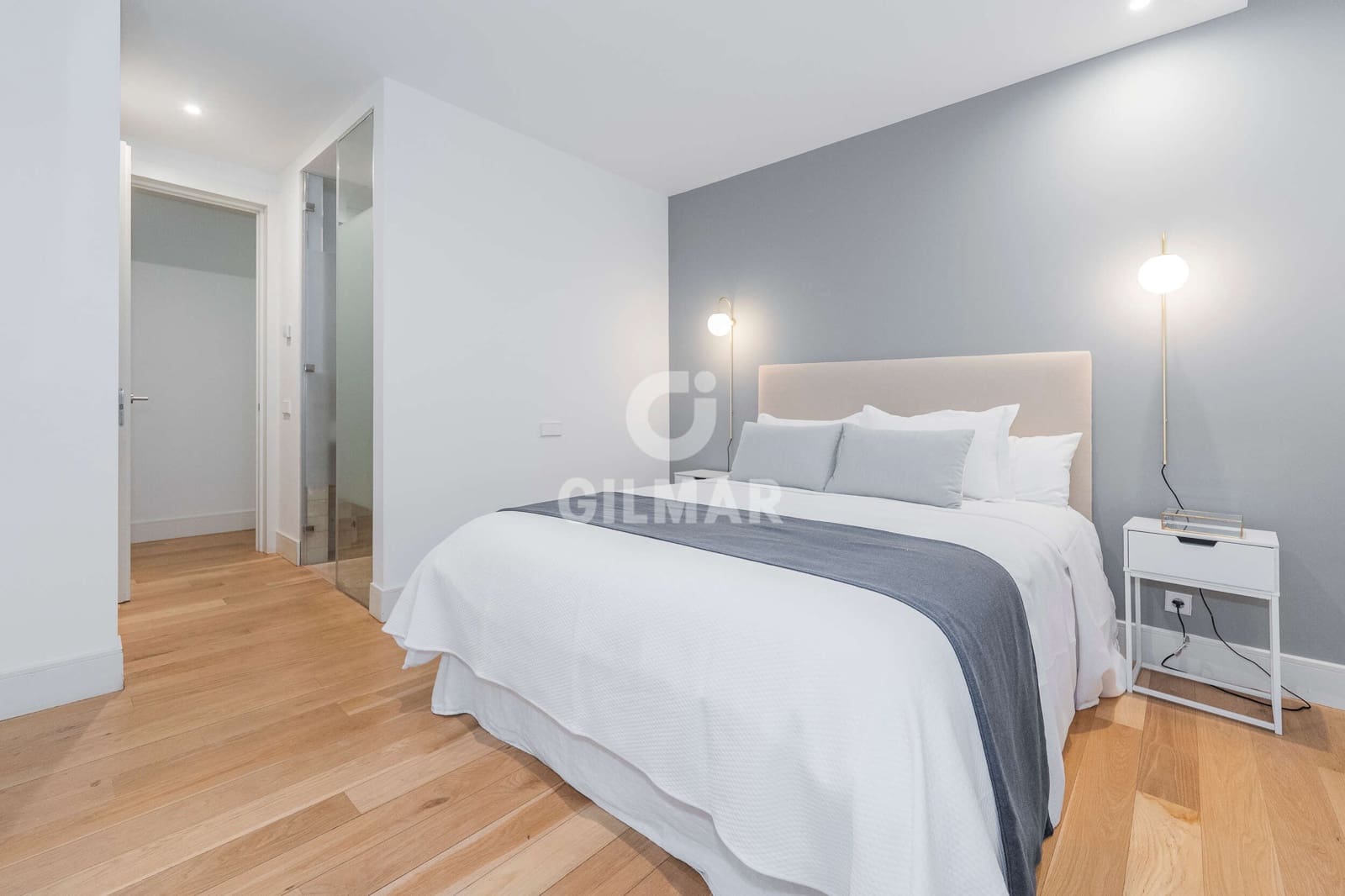 2 soverom Leilighet til salgs i Madrid by med svømmebasseng garasje - € 1 760 000 (Ref: 9224233)