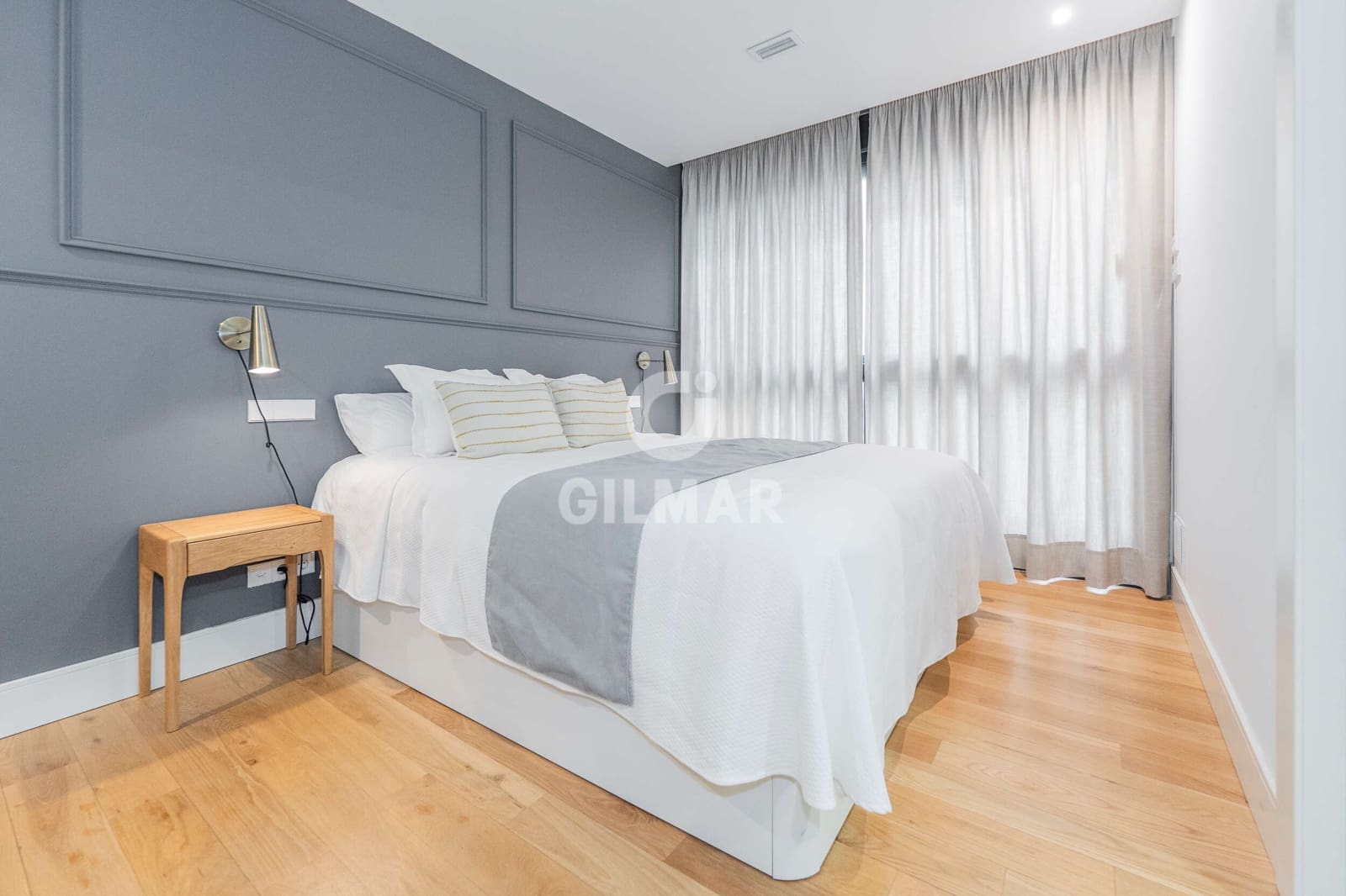 2 soverom Leilighet til salgs i Madrid by med svømmebasseng garasje - € 1 760 000 (Ref: 9224233)