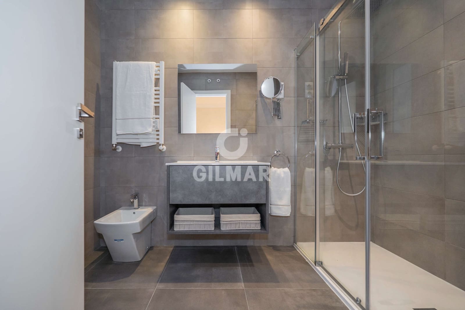 3 slaapkamer Flat te koop in Madrid stad - € 2.985.000 (Ref: 9224236)