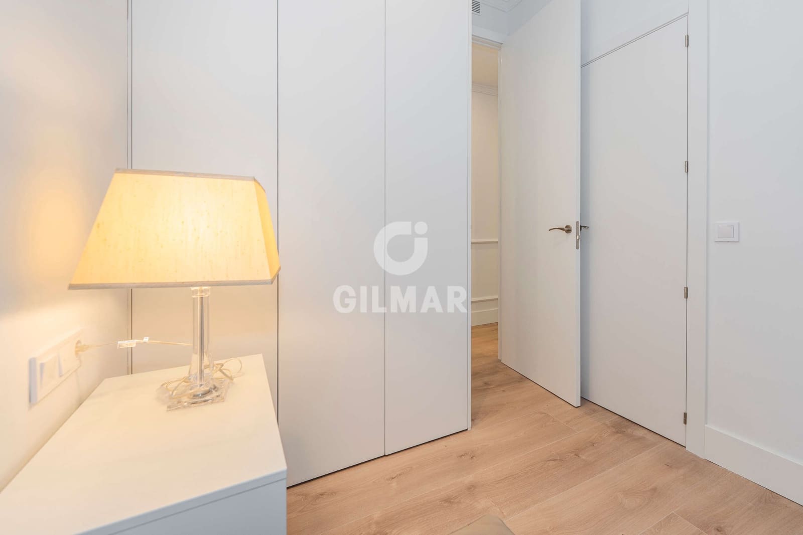 3 soveværelse Lejlighed til salg i Madrid by - € 1.800.000 (Ref: 9224238)