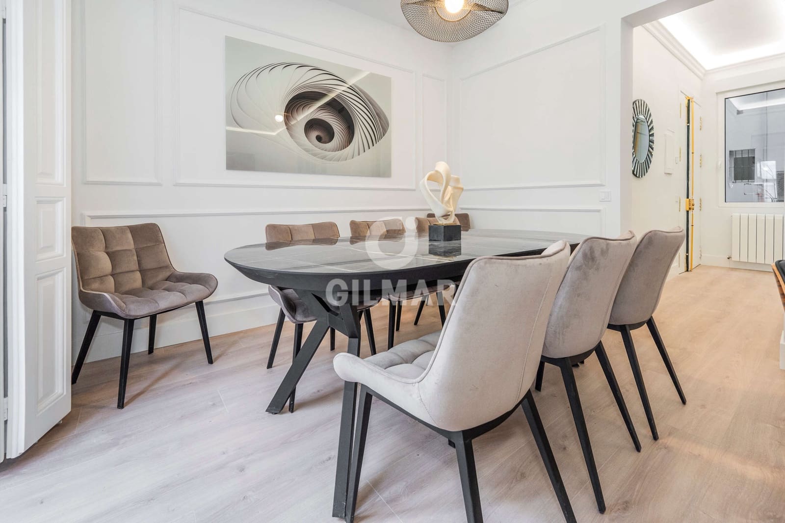 3 soveværelse Lejlighed til salg i Madrid by - € 1.800.000 (Ref: 9224238)