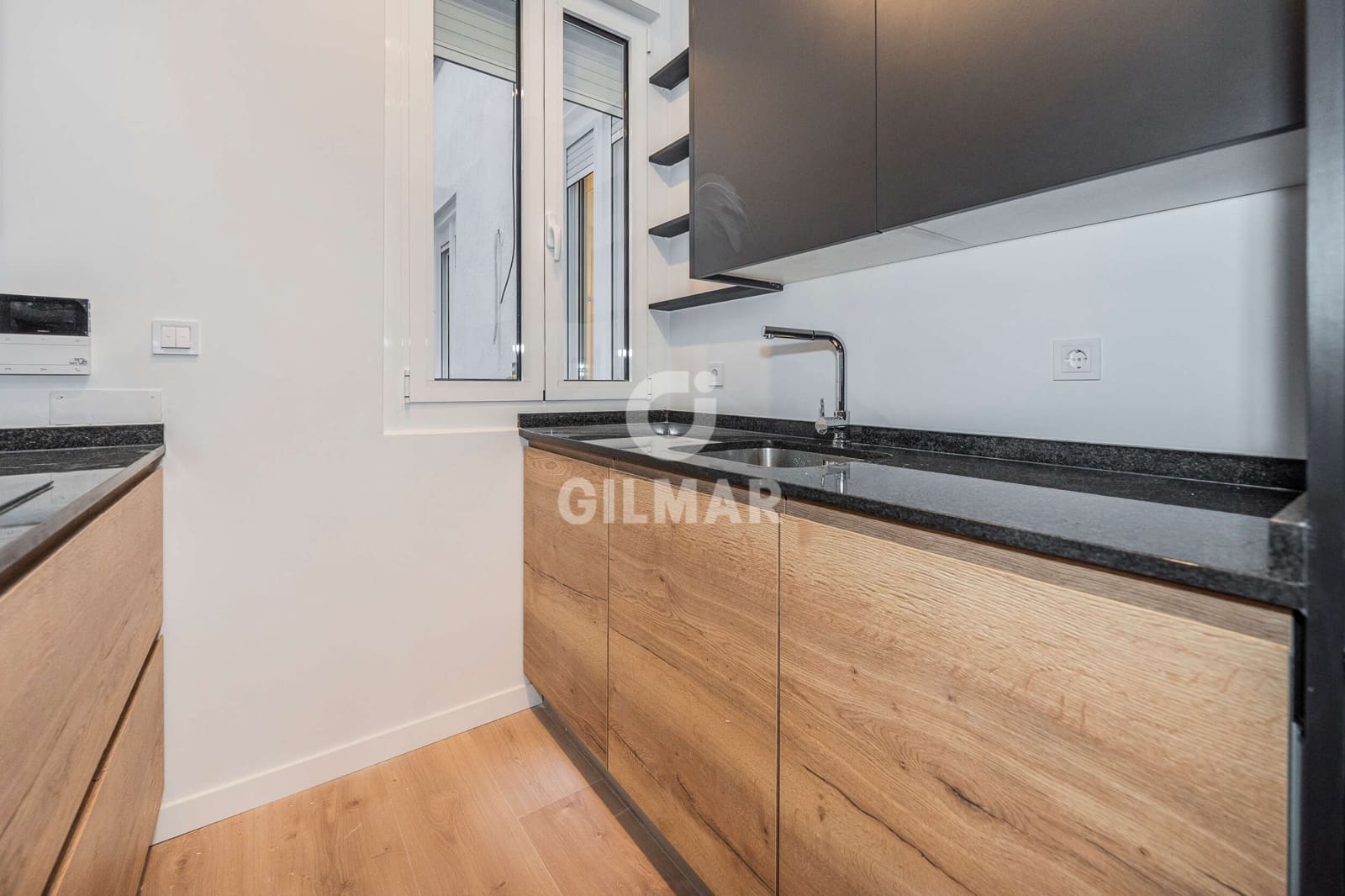 3 soveværelse Lejlighed til salg i Madrid by - € 1.800.000 (Ref: 9224238)