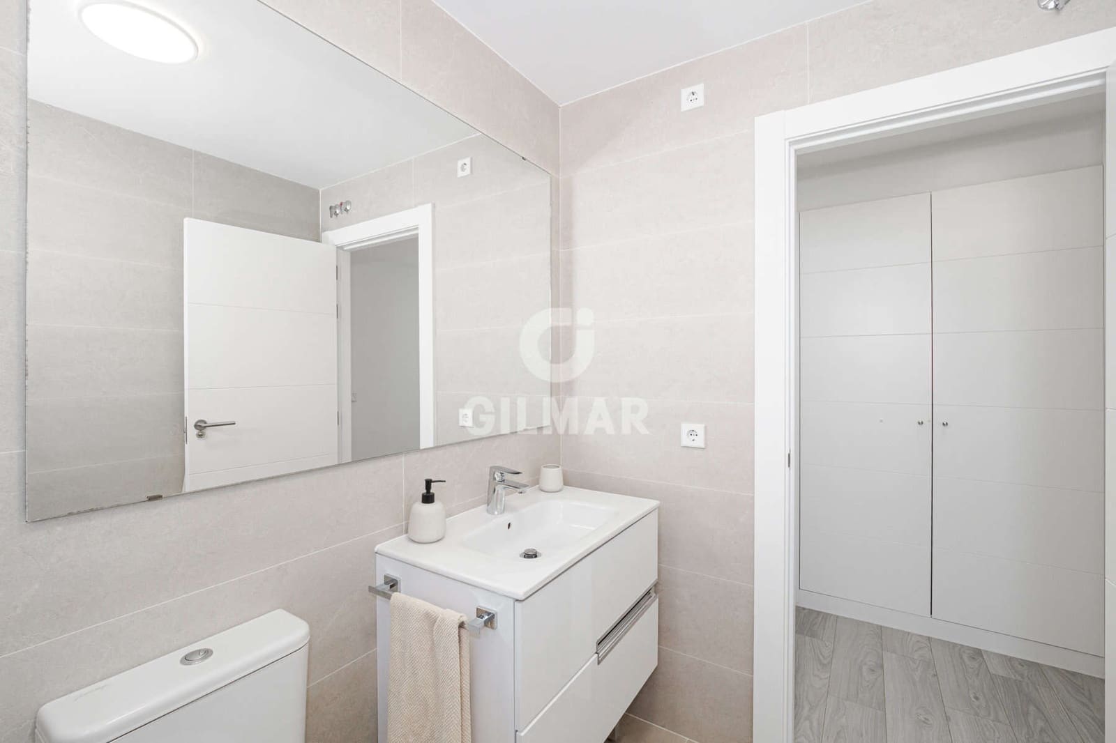 4 soveværelse Penthouse til salg i Mairena del Aljarafe med swimmingpool garage - € 695.000 (Ref: 9227617)