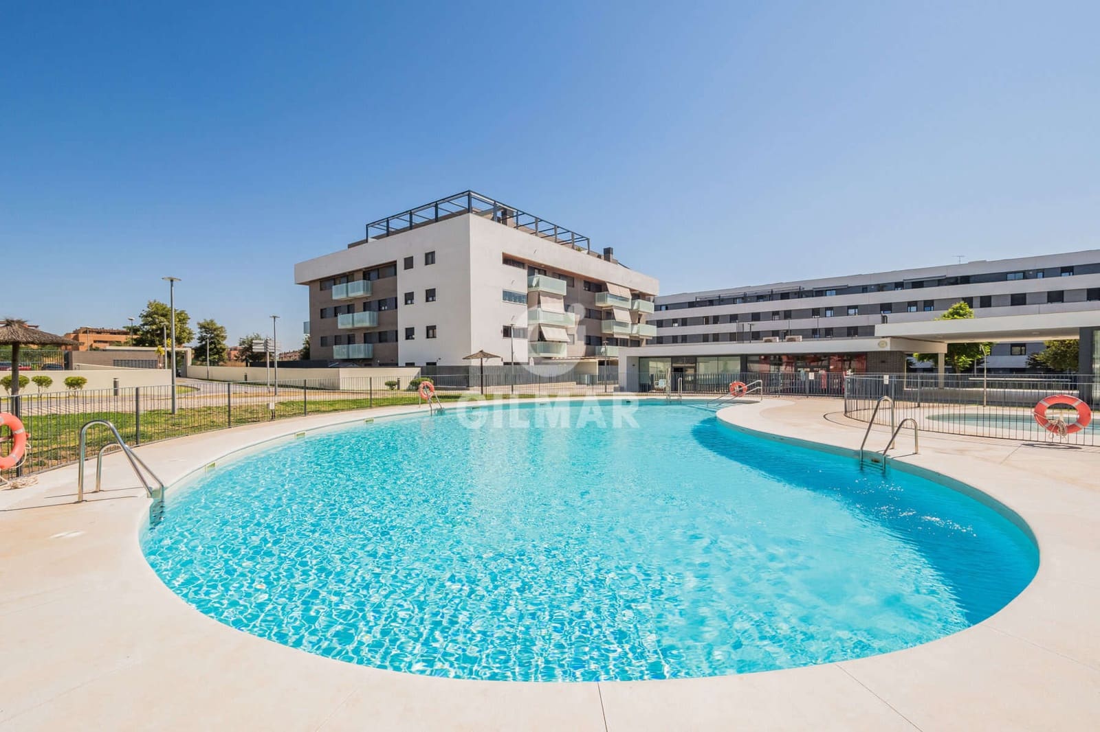 4 soveværelse Penthouse til salg i Mairena del Aljarafe med swimmingpool garage - € 695.000 (Ref: 9227617)