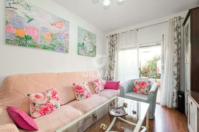 3 bedroom Flat for sale in San Julián, Seville city - € 398,000 (Ref: 9227619)