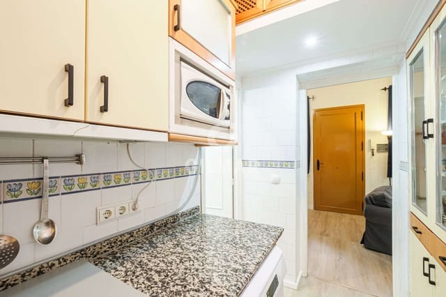 1 sovrum Lägenhet till salu i Triana Este, Sevilla stad - 215 000 € (Ref: 9227765)