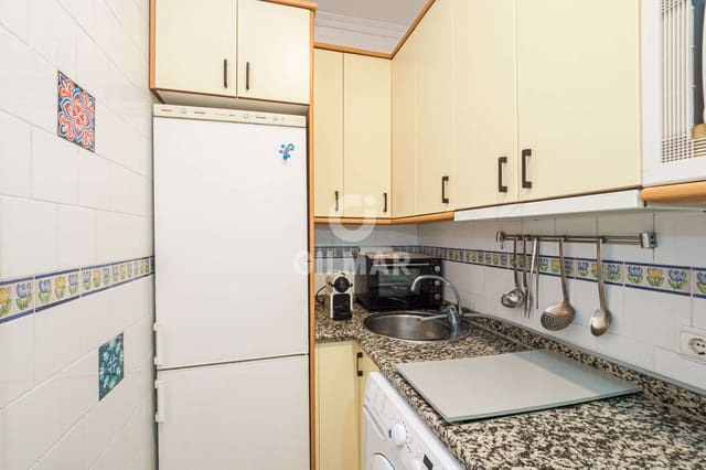 1 sovrum Lägenhet till salu i Triana Este, Sevilla stad - 215 000 € (Ref: 9227765)