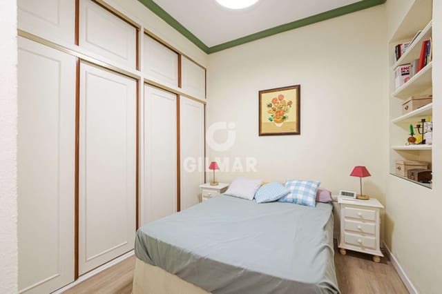 1 sovrum Lägenhet till salu i Triana Este, Sevilla stad - 215 000 € (Ref: 9227765)