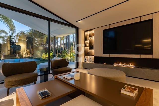 5 soverom Villa til salgs i Hacienda Las Chapas, Marbella med svømmebasseng garasje - € 5 875 000 (Ref: 9227926)