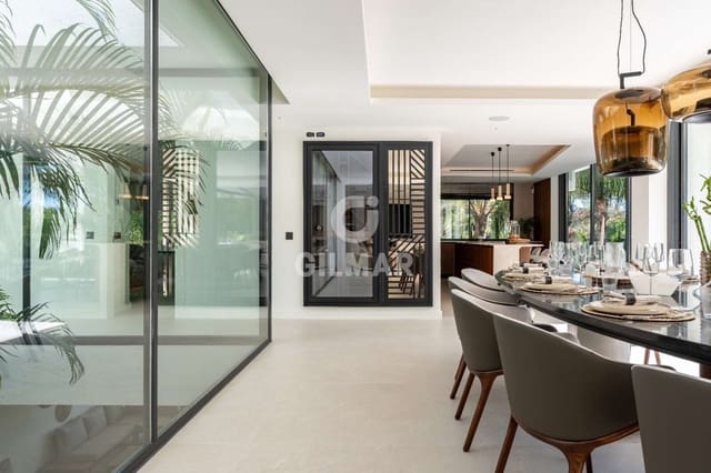 5 soverom Villa til salgs i Hacienda Las Chapas, Marbella med svømmebasseng garasje - € 5 875 000 (Ref: 9227926)