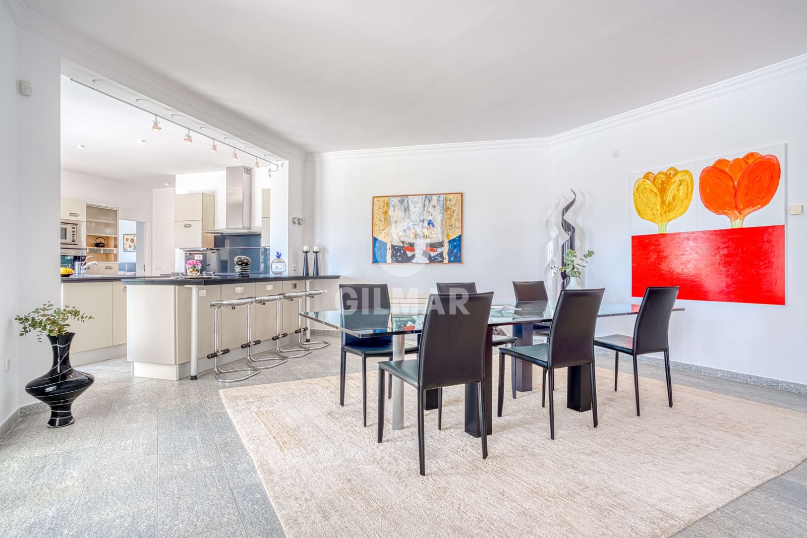 4 sypialnia Willa na sprzedaż w Marbella z basenem garażem - 3 600 000 € (Ref: 9227928)