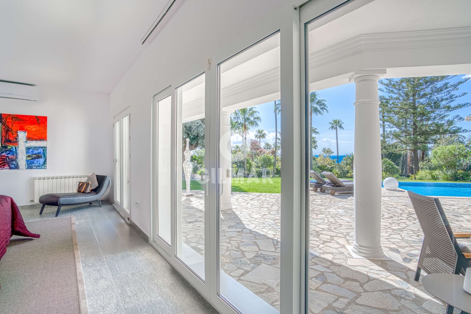 4 sypialnia Willa na sprzedaż w Marbella z basenem garażem - 3 600 000 € (Ref: 9227928)