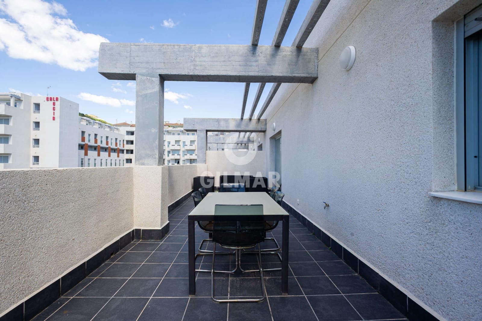 3 soverom Penthouse til salgs i Riviera del Sol med svømmebasseng garasje - € 380 000 (Ref: 9227930)