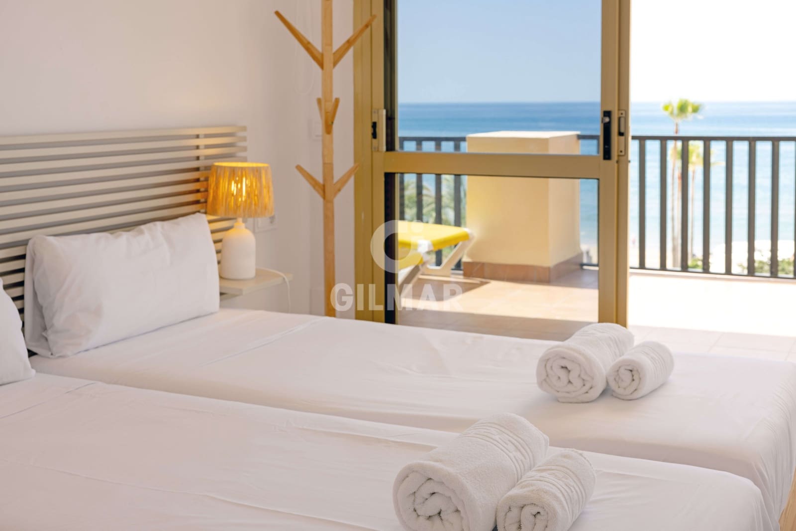 2 Zimmer Penthouse zu verkaufen in Elviria mit Pool - 950.000 € (Ref: 9227933)