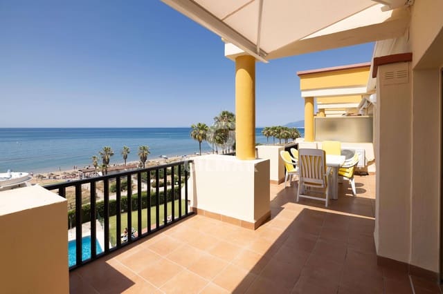 2 bedroom Penthouse for sale in Elviria, Marbella with pool - € 950,000 (Ref: 9227933)