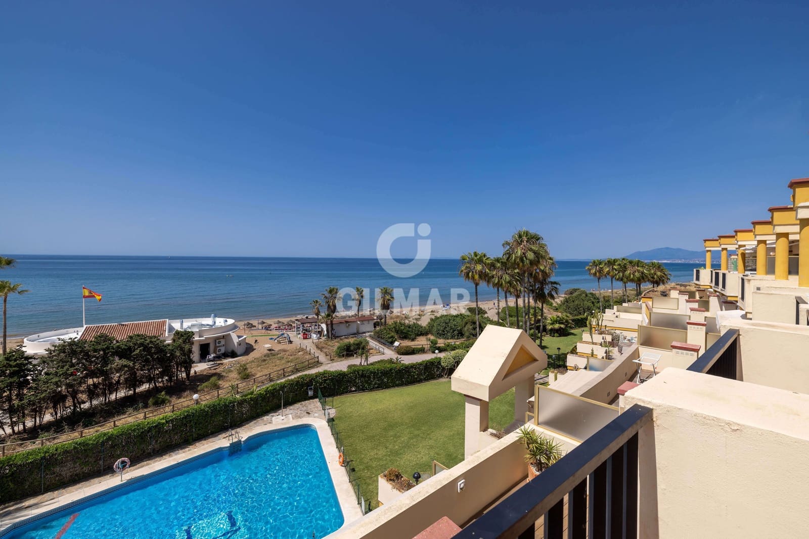 2 Zimmer Penthouse zu verkaufen in Elviria mit Pool - 950.000 € (Ref: 9227933)