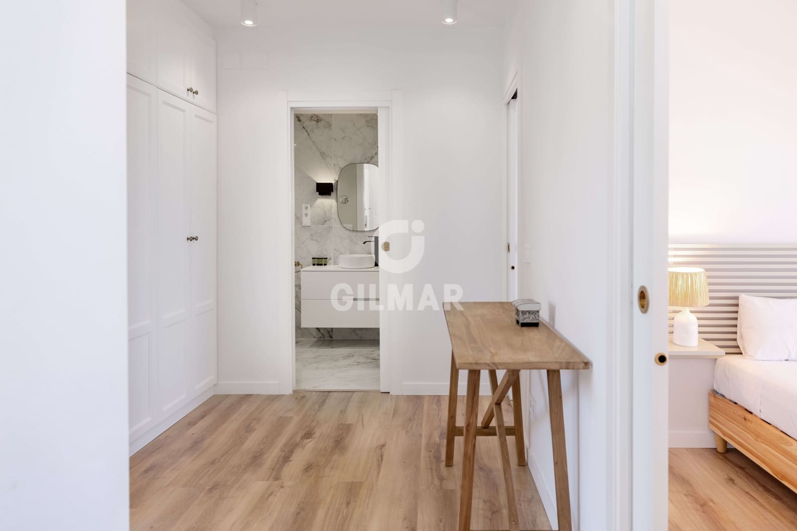 2 Zimmer Penthouse zu verkaufen in Elviria mit Pool - 950.000 € (Ref: 9227933)