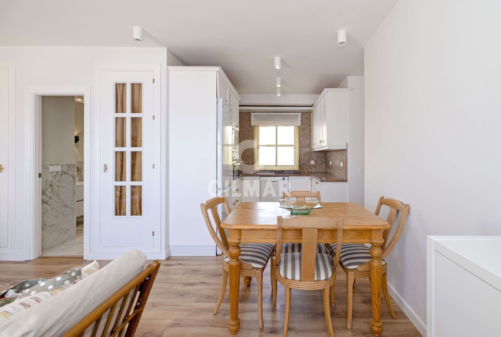 2 Zimmer Penthouse zu verkaufen in Elviria mit Pool - 950.000 € (Ref: 9227933)