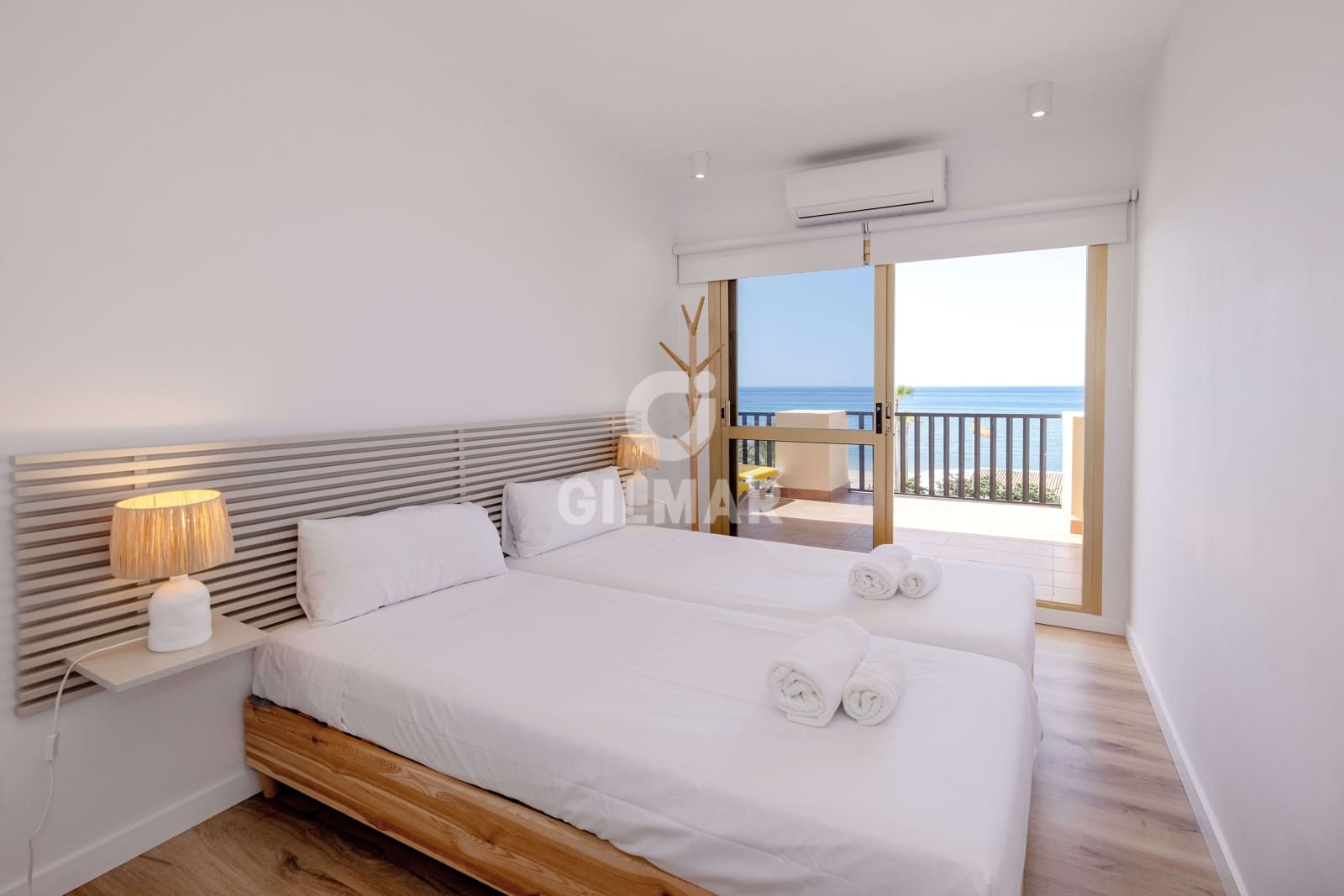 2 Zimmer Penthouse zu verkaufen in Elviria mit Pool - 950.000 € (Ref: 9227933)