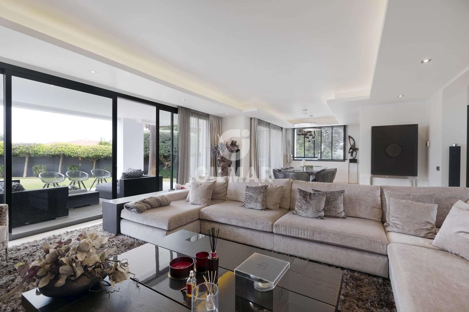 5 sovrum Villa till salu i Golden Mile med pool garage - 4 150 000 € (Ref: 9227934)