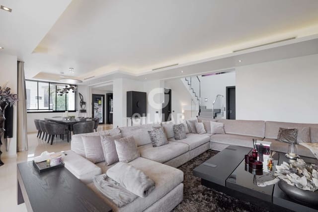 5 sypialnia Willa na sprzedaż w Lomas De Marbella, Marbella z basenem garażem - 4 150 000 € (Ref: 9227934)