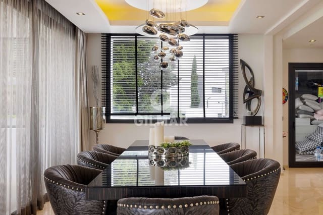 5 sypialnia Willa na sprzedaż w Lomas De Marbella, Marbella z basenem garażem - 4 150 000 € (Ref: 9227934)