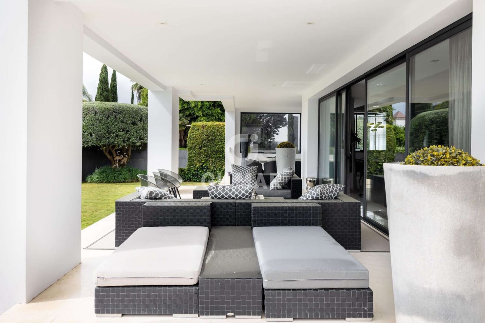 5 sovrum Villa till salu i Golden Mile med pool garage - 4 150 000 € (Ref: 9227934)