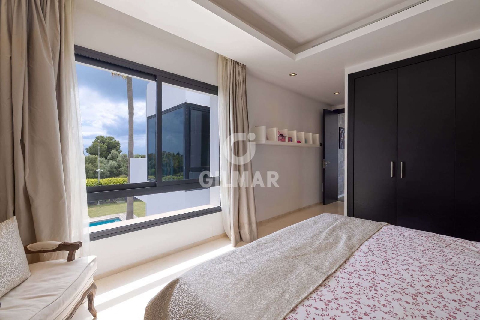 5 sovrum Villa till salu i Golden Mile med pool garage - 4 150 000 € (Ref: 9227934)