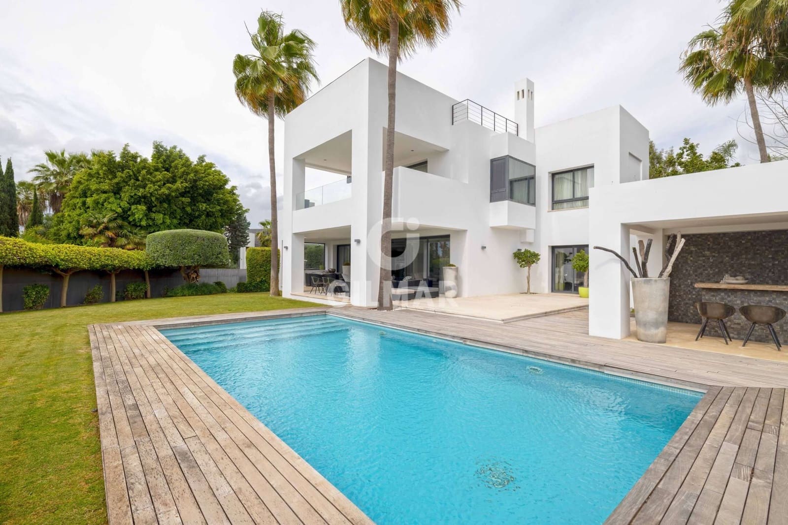 5 sovrum Villa till salu i Golden Mile med pool garage - 4 150 000 € (Ref: 9227934)