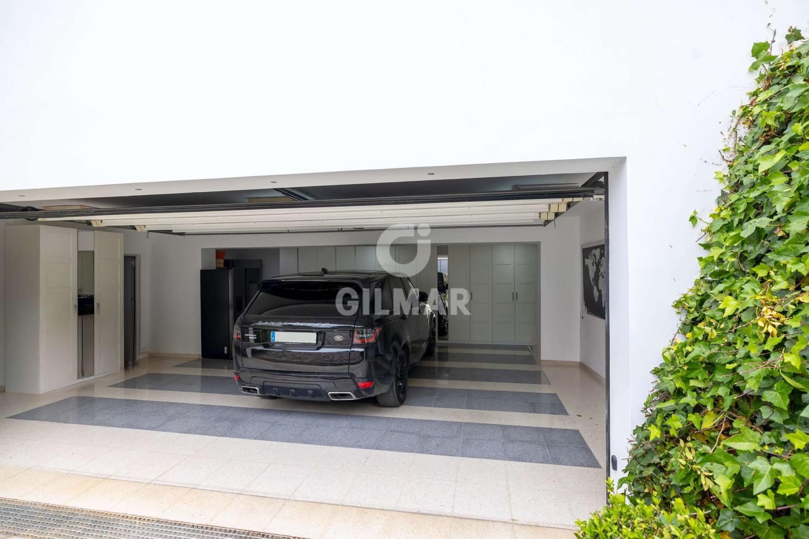 5 sovrum Villa till salu i Golden Mile med pool garage - 4 150 000 € (Ref: 9227934)