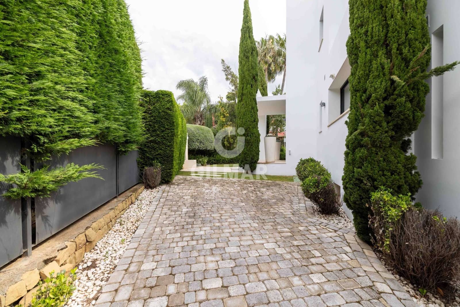 5 sovrum Villa till salu i Golden Mile med pool garage - 4 150 000 € (Ref: 9227934)