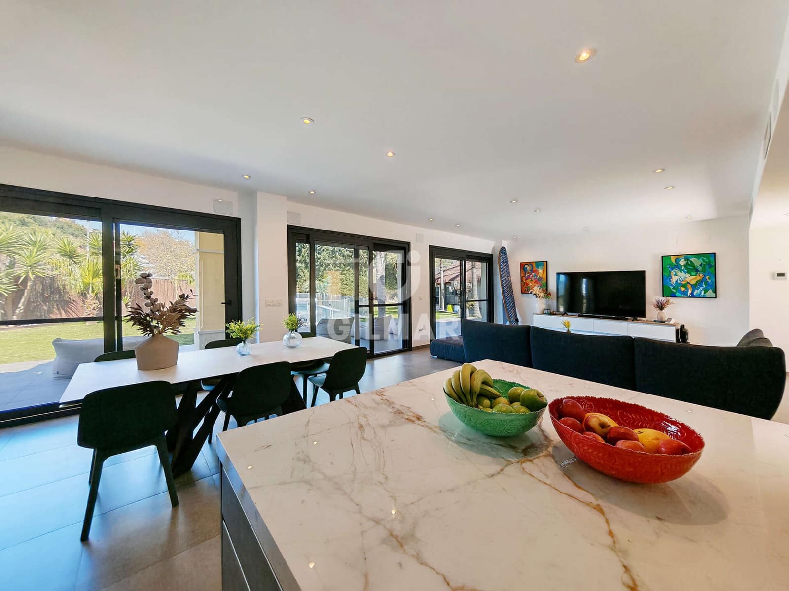 4 sypialnia Willa na sprzedaż w Marbella z basenem garażem - 1 995 000 € (Ref: 9227935)