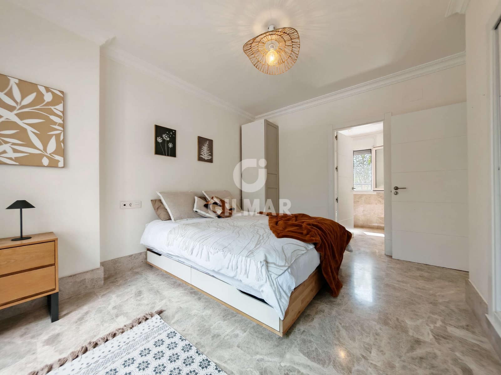 4 sypialnia Willa na sprzedaż w Marbella z basenem garażem - 1 995 000 € (Ref: 9227935)