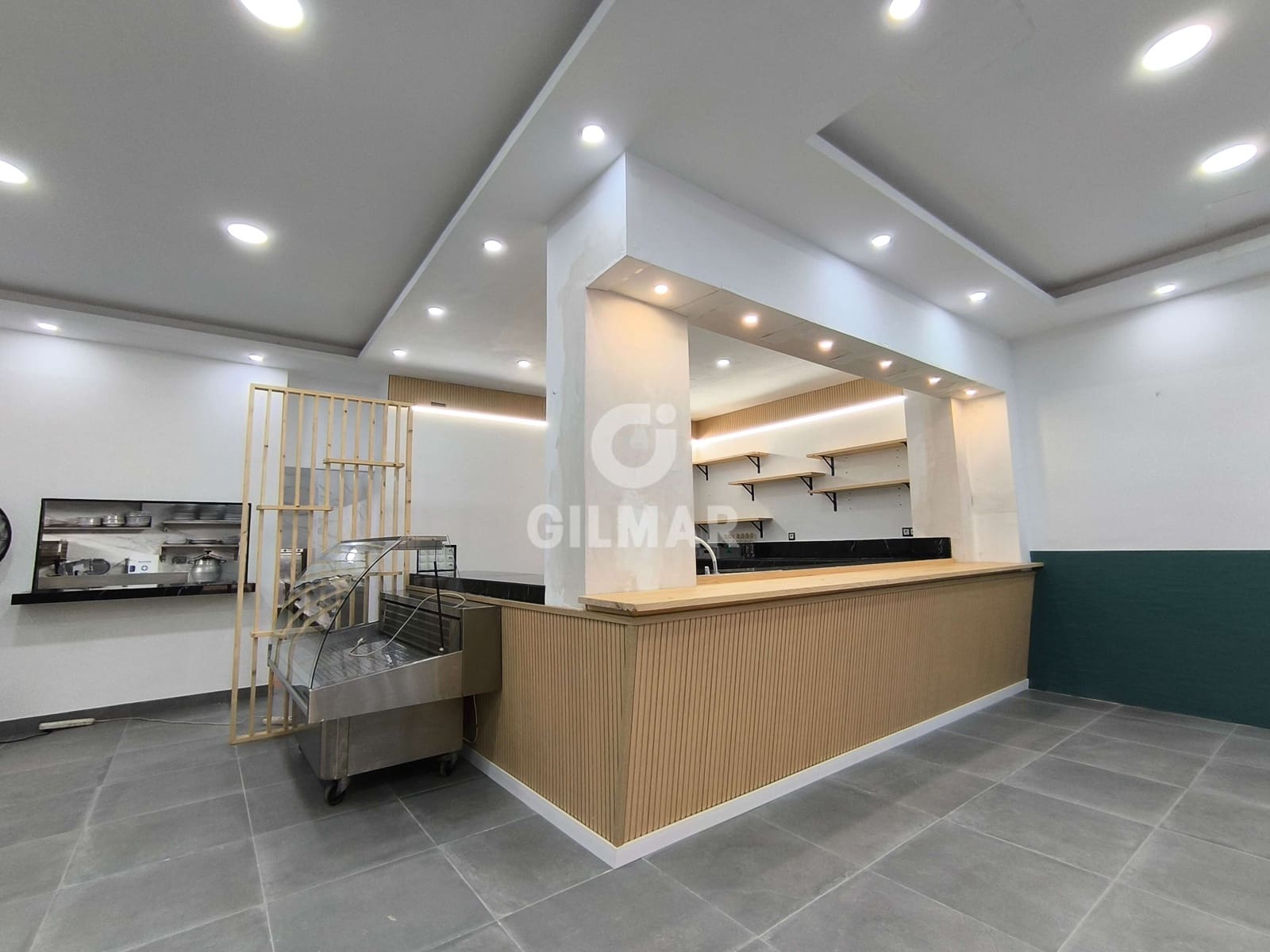 Erhverv til salg i Marbella - € 450.000 (Ref: 9227936)