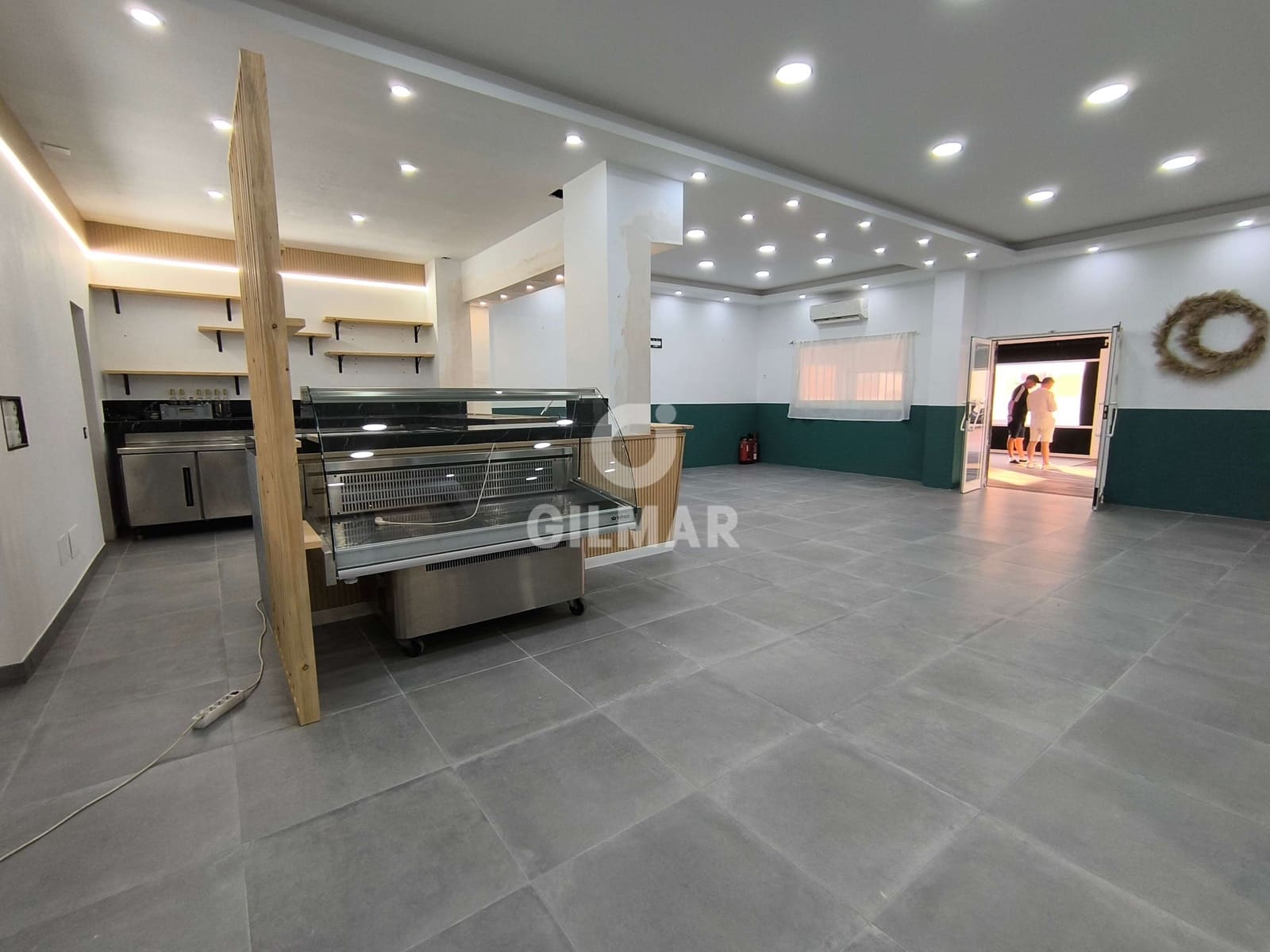 Erhverv til salg i Marbella - € 450.000 (Ref: 9227936)