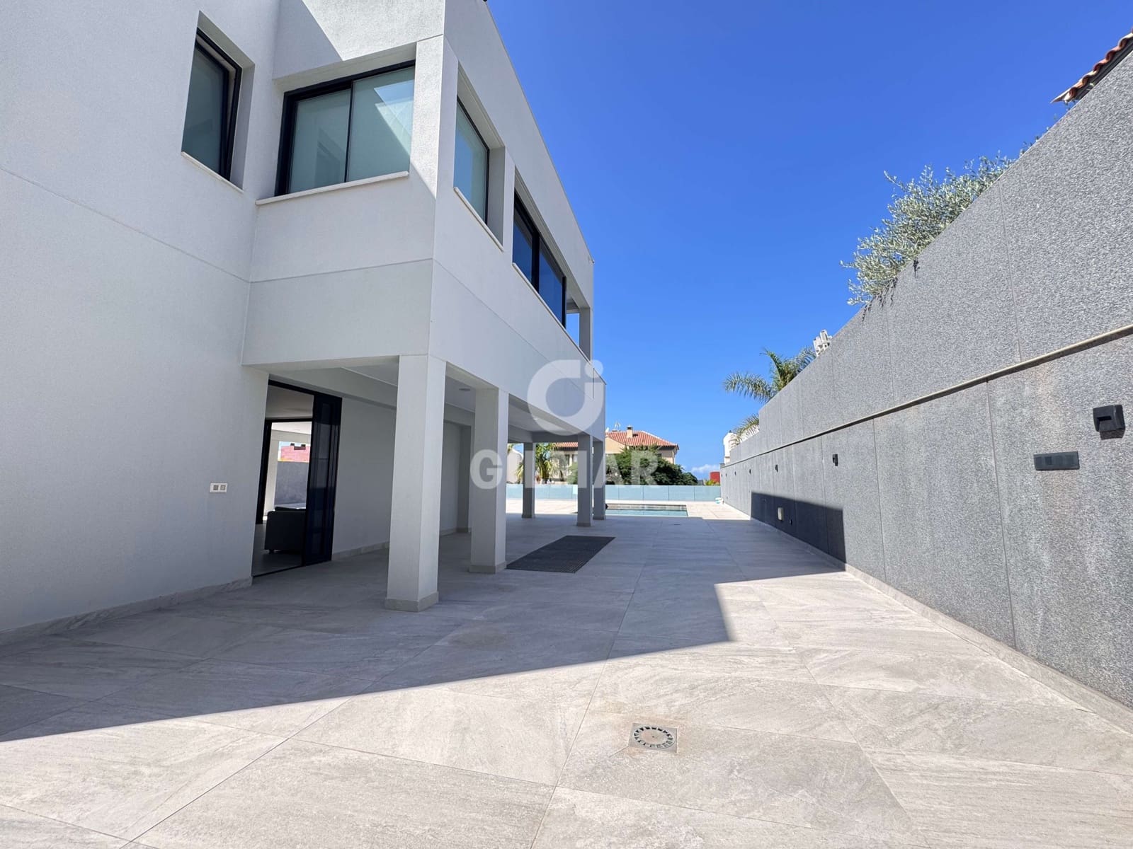 4 soverom Villa til salgs i El Madronal med svømmebasseng garasje - € 1 850 000 (Ref: 9228033)