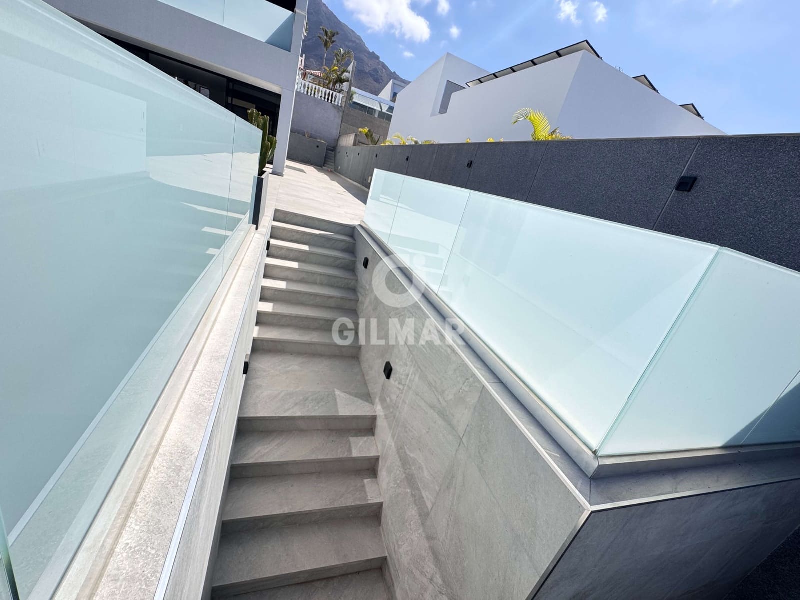 4 soverom Villa til salgs i El Madronal med svømmebasseng garasje - € 1 850 000 (Ref: 9228033)