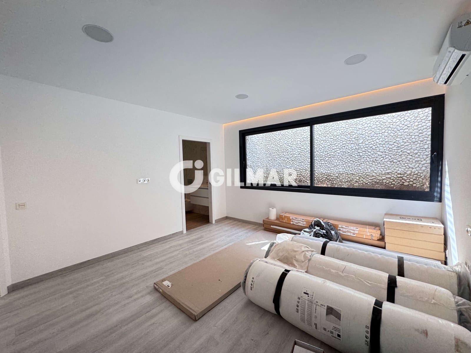 4 soveværelse Villa til salg i El Madronal med swimmingpool garage - € 1.750.000 (Ref: 9228033)