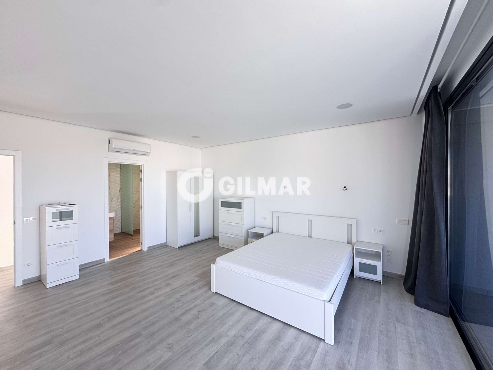 4 soveværelse Villa til salg i El Madronal med swimmingpool garage - € 1.750.000 (Ref: 9228033)