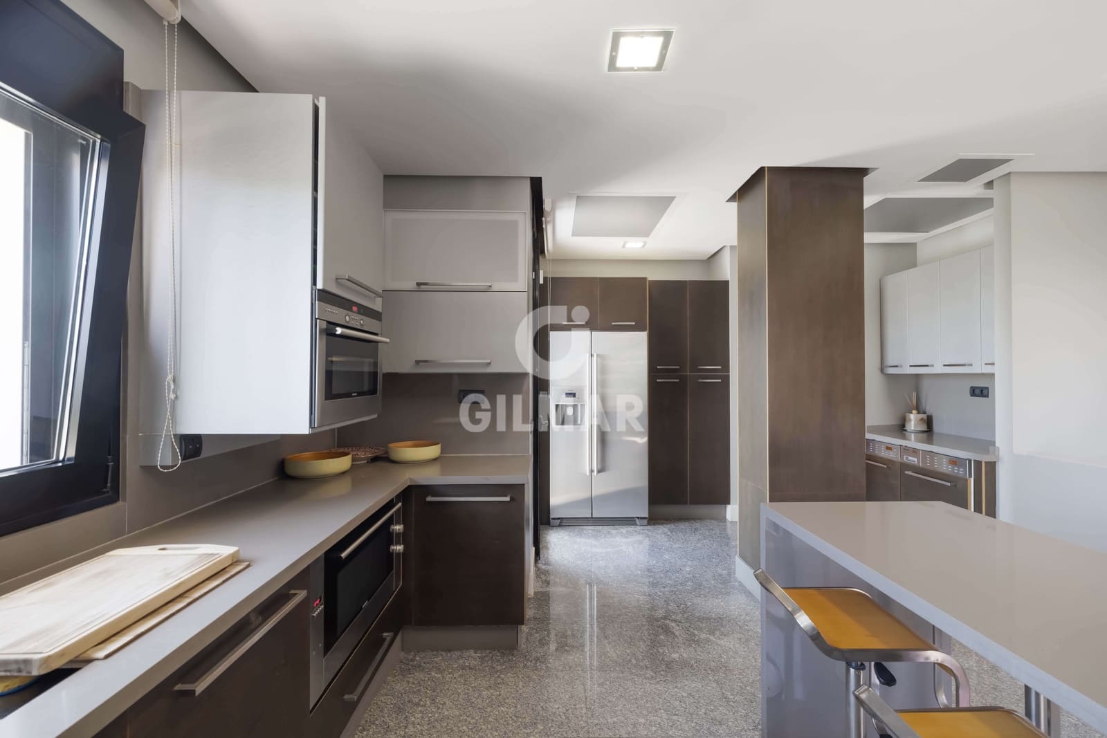 5 sypialnia Willa na sprzedaż w Marbella z basenem garażem - 3 500 000 € (Ref: 9228034)