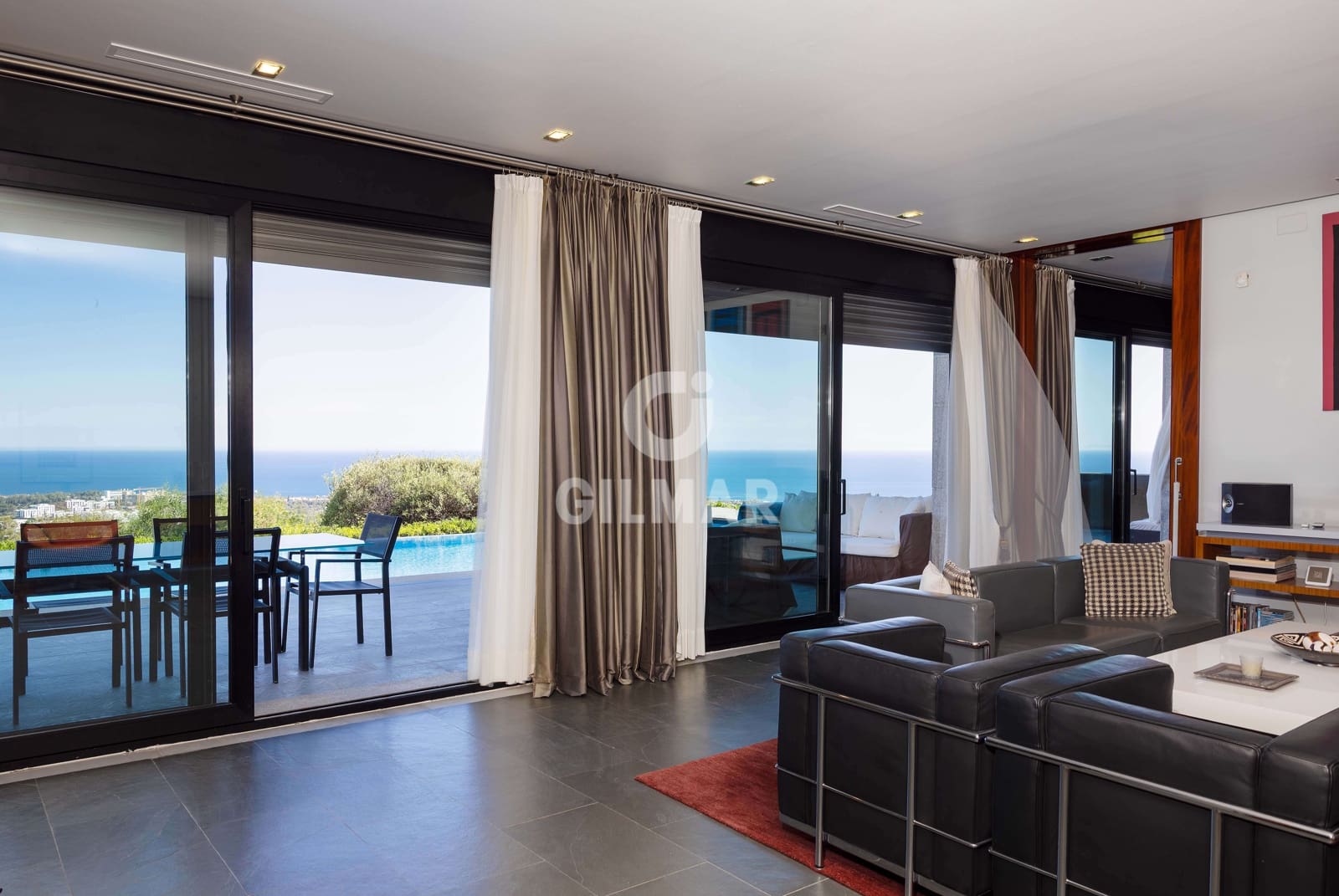 5 sypialnia Willa na sprzedaż w Marbella z basenem garażem - 3 500 000 € (Ref: 9228034)