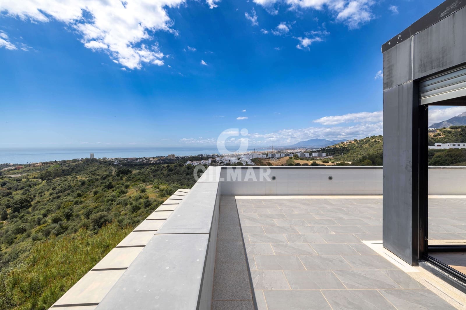 5 sypialnia Willa na sprzedaż w Marbella z basenem garażem - 3 500 000 € (Ref: 9228034)