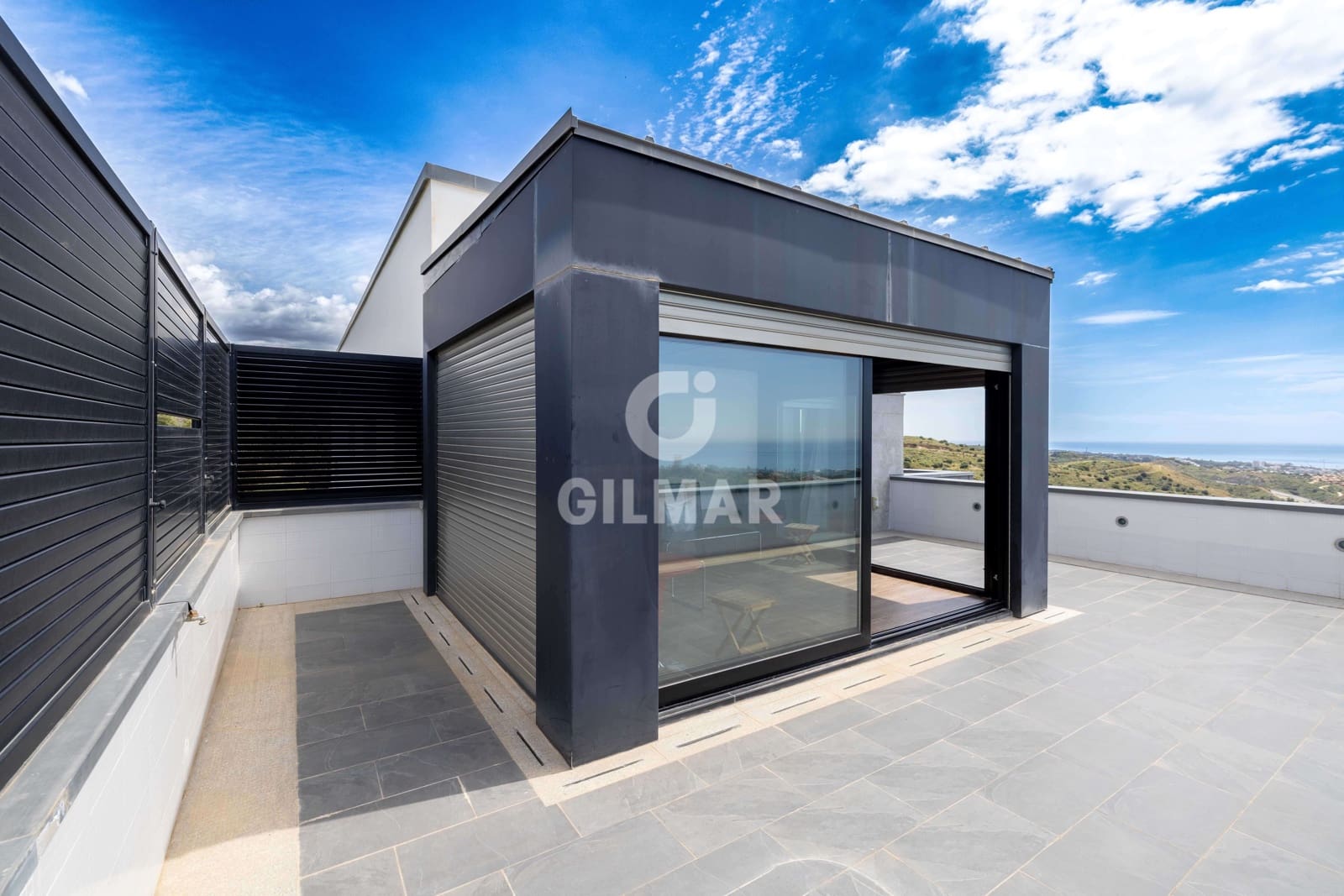 5 sypialnia Willa na sprzedaż w Marbella z basenem garażem - 3 500 000 € (Ref: 9228034)