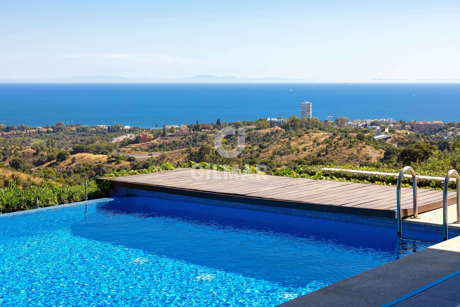 5 sypialnia Willa na sprzedaż w Marbella z basenem garażem - 3 500 000 € (Ref: 9228034)